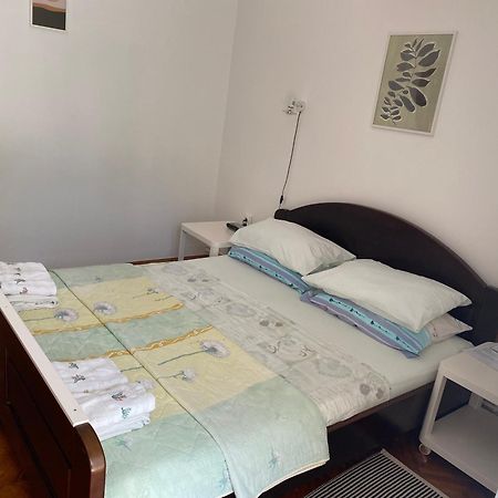 Apartments Topic & Krk Central Location Krk Town Esterno foto