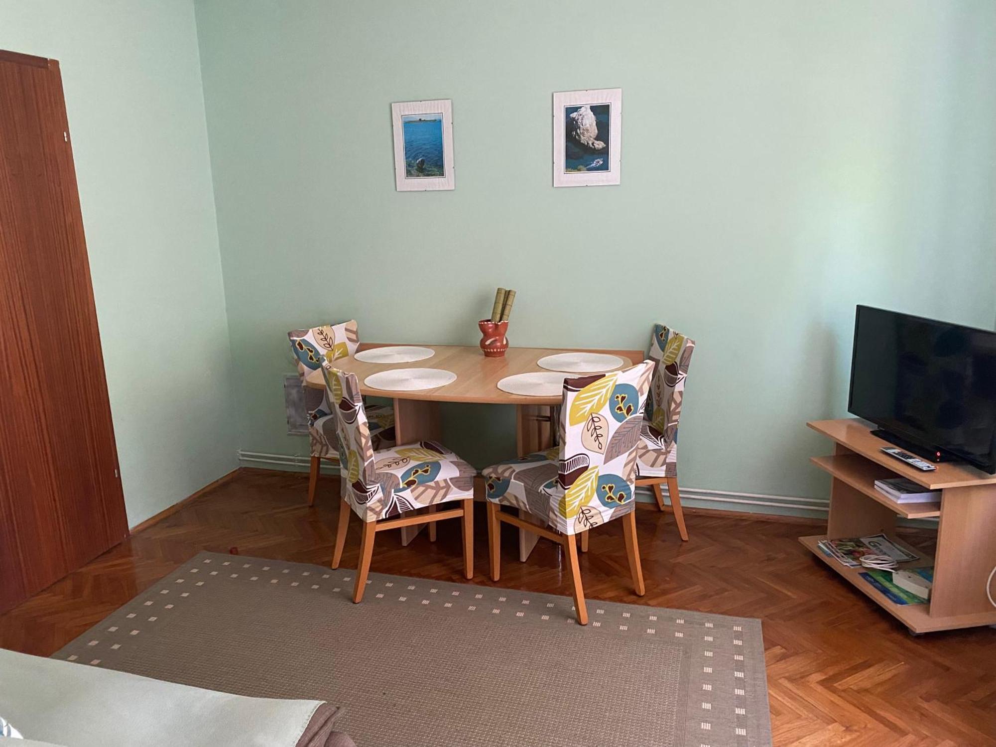 Apartments Topic & Krk Central Location Krk Town Esterno foto